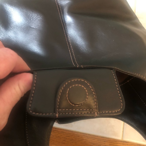 Kenneth Cole Brown Leather Shoulder Bag - Picture 4 of 5